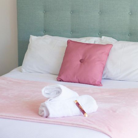 Aston Norwood Chalets 어퍼 허트 외부 사진